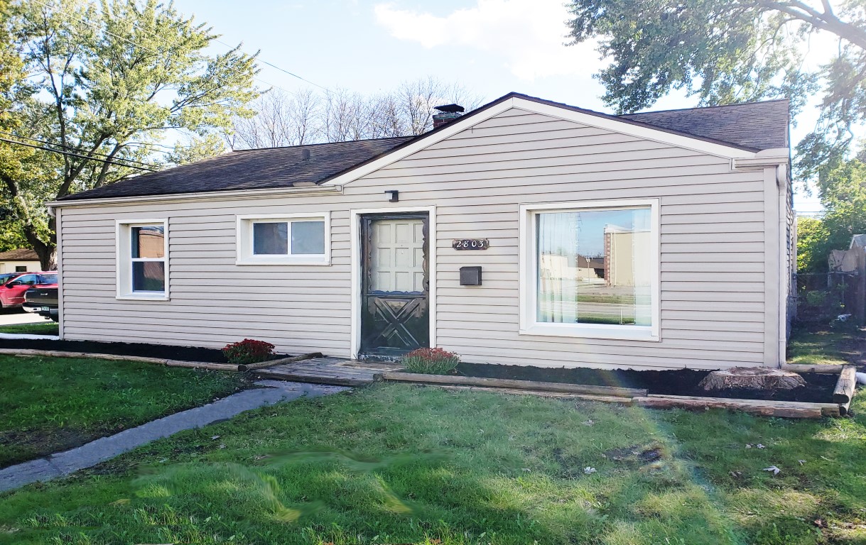 Property main image
