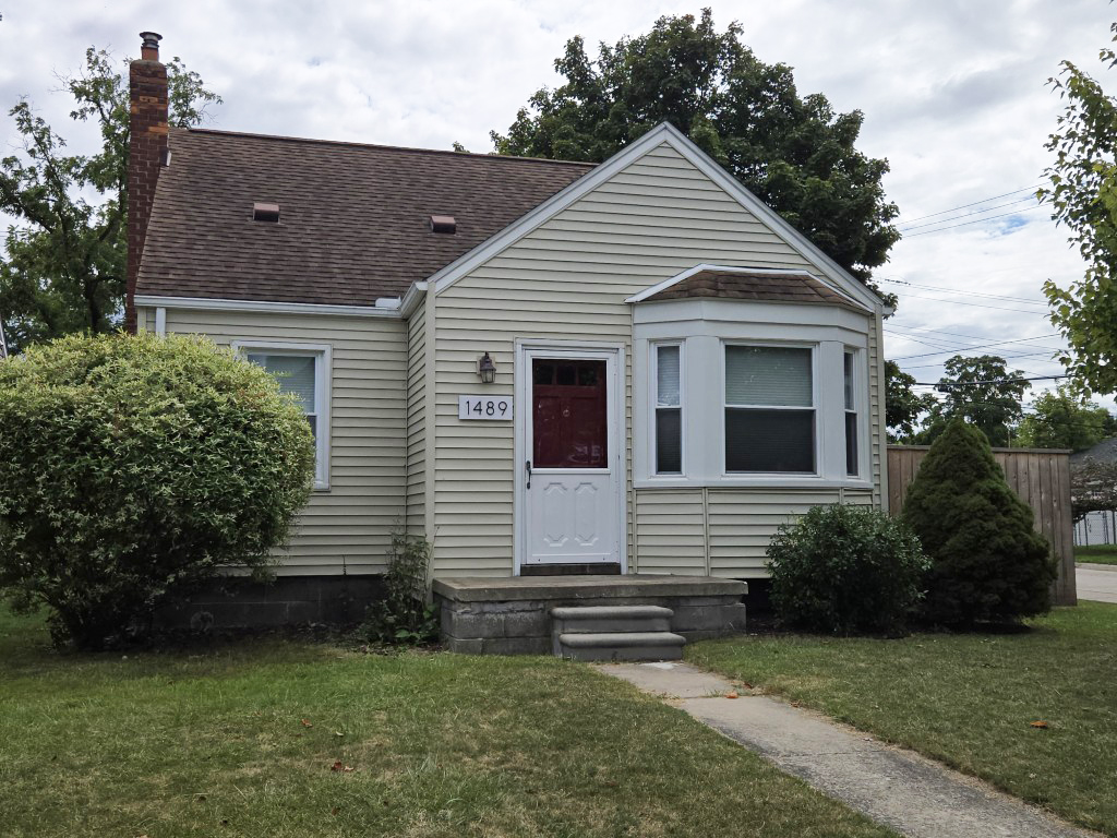 Property main image